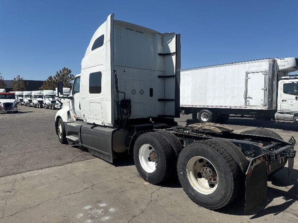 Sleeper Tractor-Heavy Duty Tractors-International-2022-LT625-Stockton-CA-505,418\n\t\tmiles-$ 57,000 - Image 5