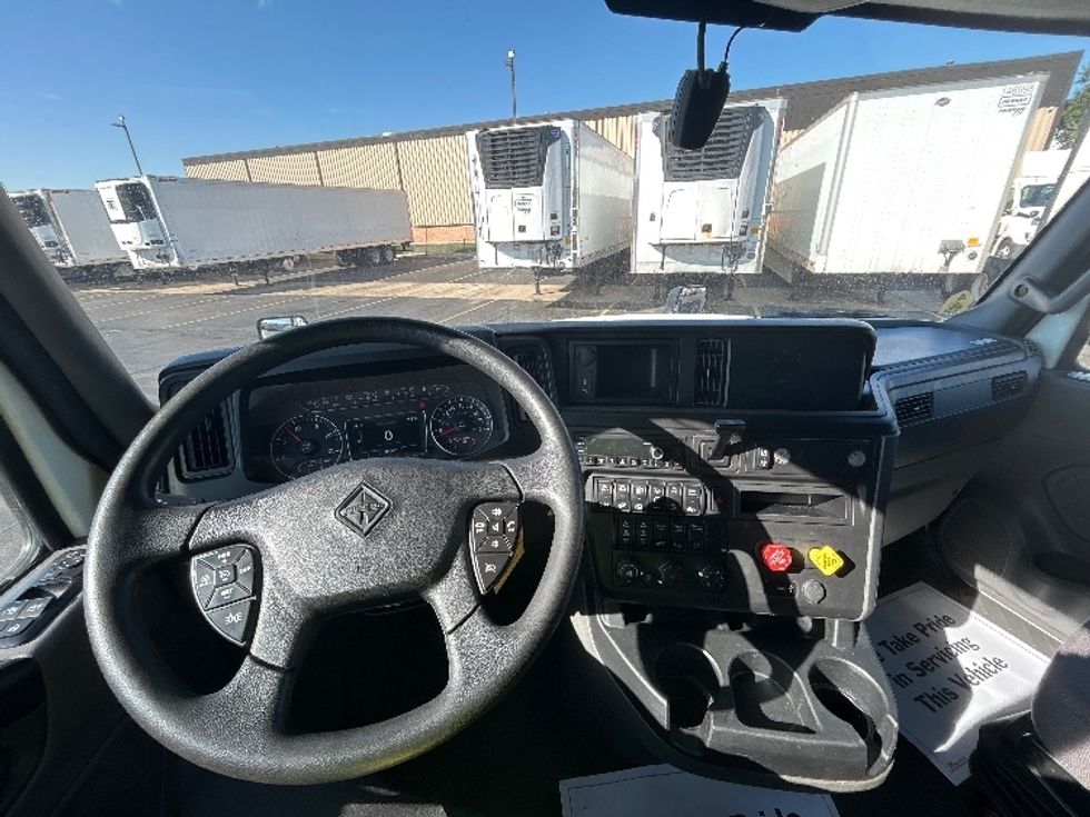 Sleeper Tractor-Heavy Duty Tractors-International-2022-LT625-Sturtevant-WI-354,148\n\t\tmiles-$ 70,500 - Image 11