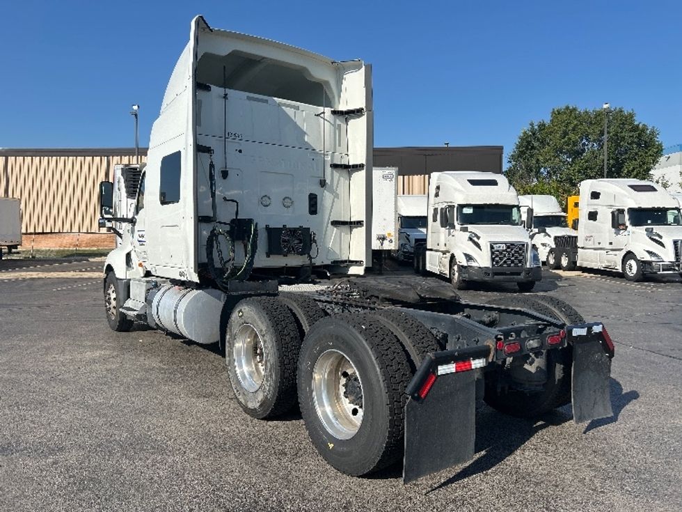 Sleeper Tractor-Heavy Duty Tractors-International-2022-LT625-Sturtevant-WI-354,148\n\t\tmiles-$ 70,500 - Image 5