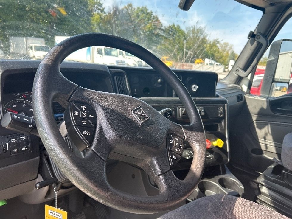 Sleeper Tractor-Heavy Duty Tractors-International-2022-LT625-Sturtevant-WI-356,188\n\t\tmiles-$ 68,000 - Image 10