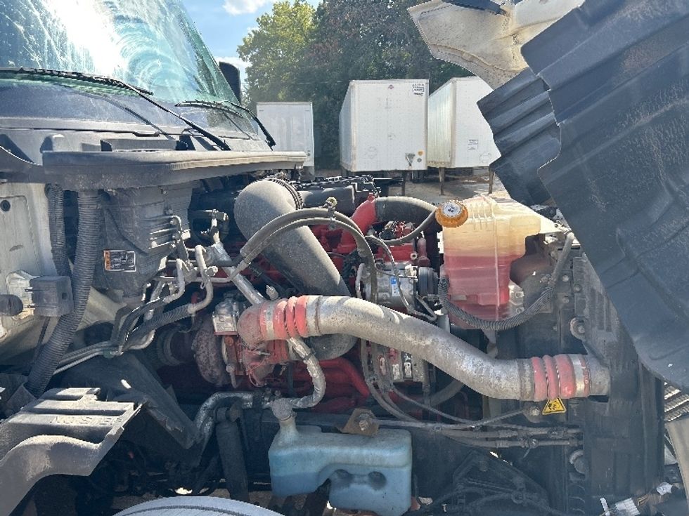 Sleeper Tractor-Heavy Duty Tractors-International-2022-LT625-Sturtevant-WI-356,188\n\t\tmiles-$ 68,000 - Image 20