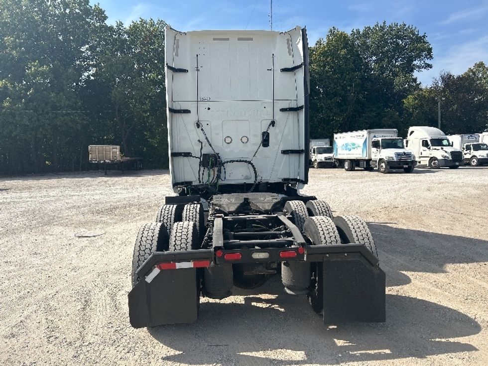 Sleeper Tractor-Heavy Duty Tractors-International-2022-LT625-Sturtevant-WI-356,188\n\t\tmiles-$ 68,000 - Image 6