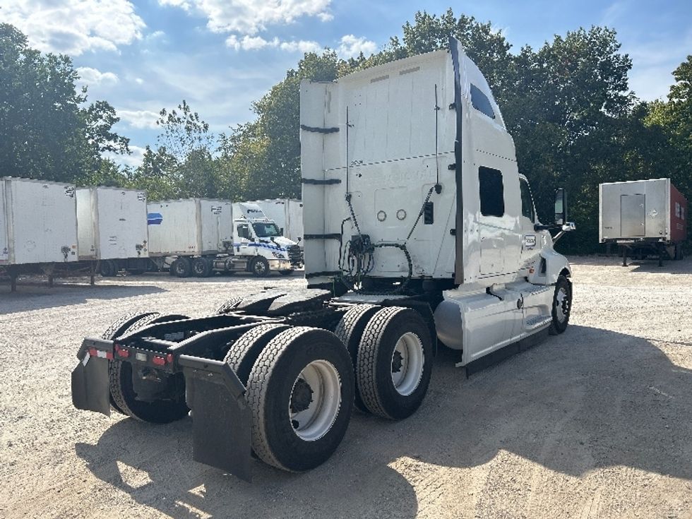 Sleeper Tractor-Heavy Duty Tractors-International-2022-LT625-Sturtevant-WI-356,188\n\t\tmiles-$ 68,000 - Image 7