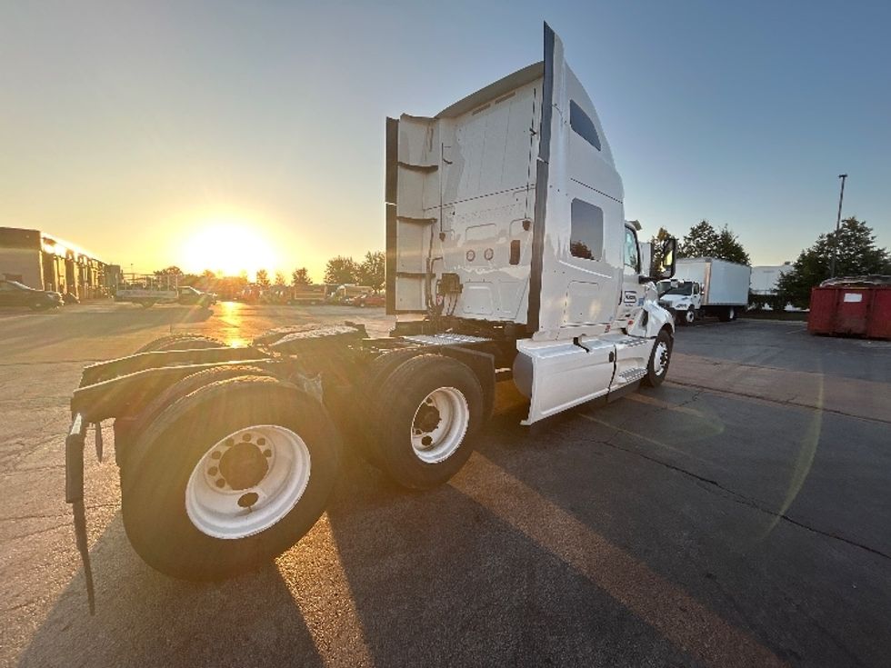 Sleeper Tractor-Heavy Duty Tractors-International-2022-LT625-Sturtevant-WI-374,394\n\t\tmiles-$ 65,500 - Image 7