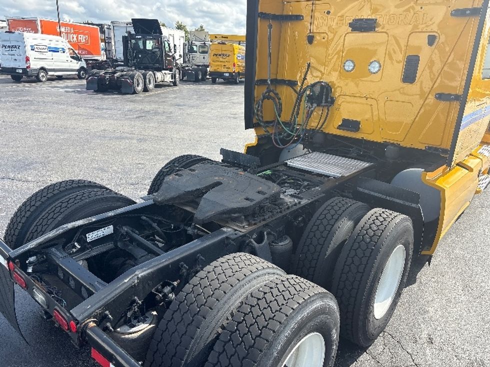 Sleeper Tractor-Heavy Duty Tractors-International-2022-LT625-Sturtevant-WI-388,406\n\t\tmiles-$ 60,250 - Image 23