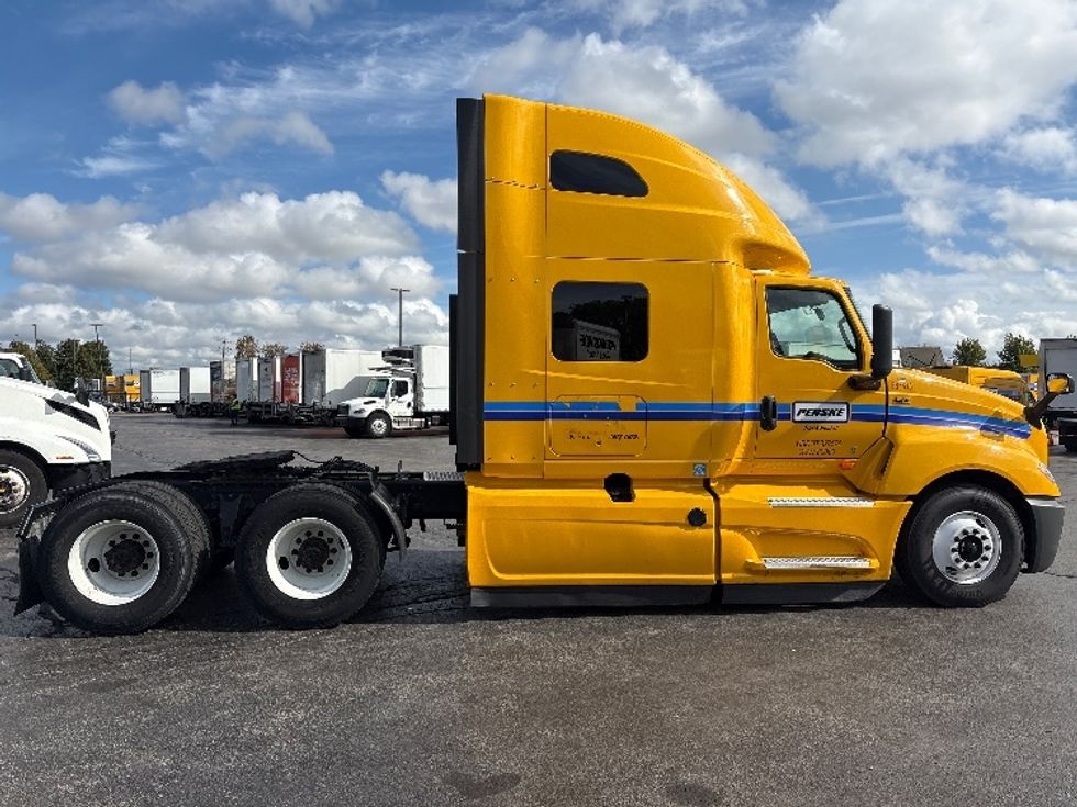 Sleeper Tractor-Heavy Duty Tractors-International-2022-LT625-Sturtevant-WI-388,406\n\t\tmiles-$ 60,250 - Image 8