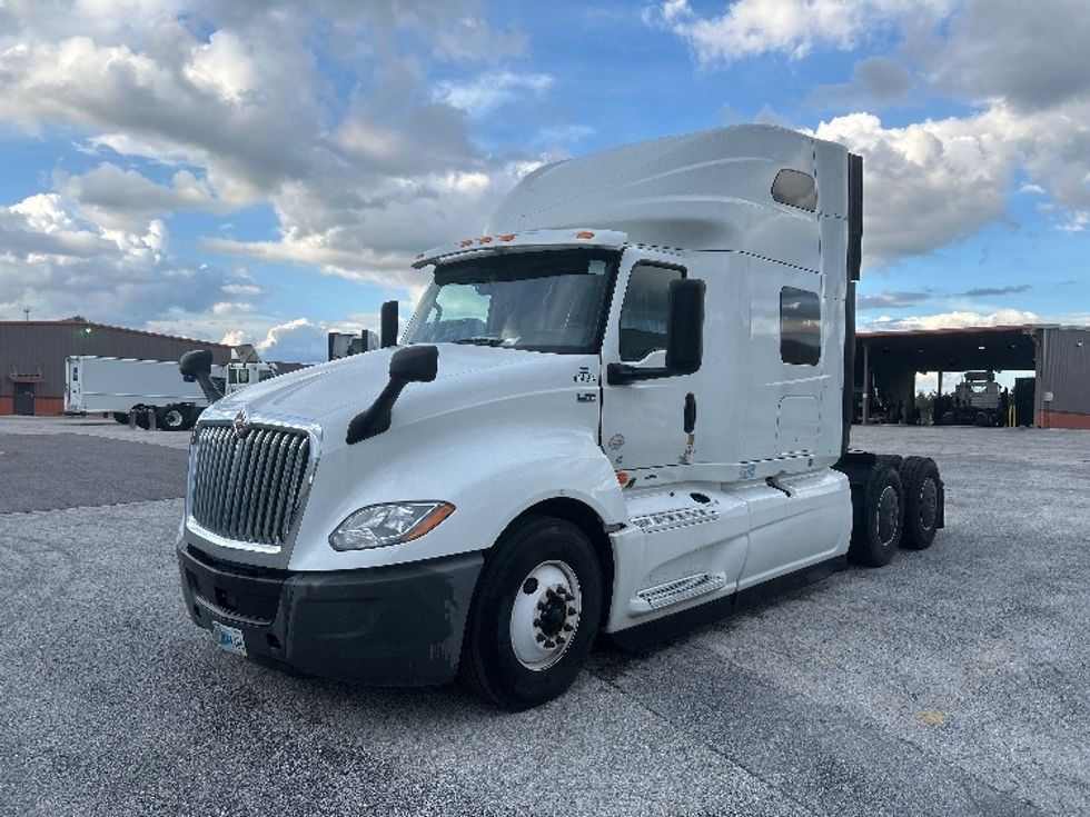 Sleeper Tractor-Heavy Duty Tractors-International-2022-LT625-Tampa-FL-281,651\n\t\tmiles-$ 84,250 - Image 3