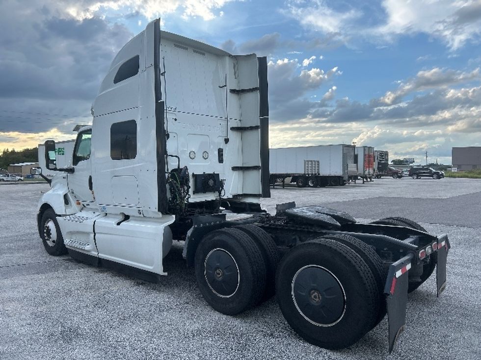 Sleeper Tractor-Heavy Duty Tractors-International-2022-LT625-Tampa-FL-281,651\n\t\tmiles-$ 84,250 - Image 5