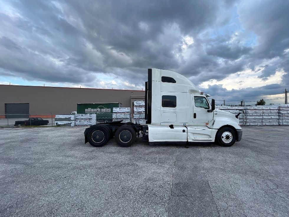 Sleeper Tractor-Heavy Duty Tractors-International-2022-LT625-Tampa-FL-281,651\n\t\tmiles-$ 84,250 - Image 8