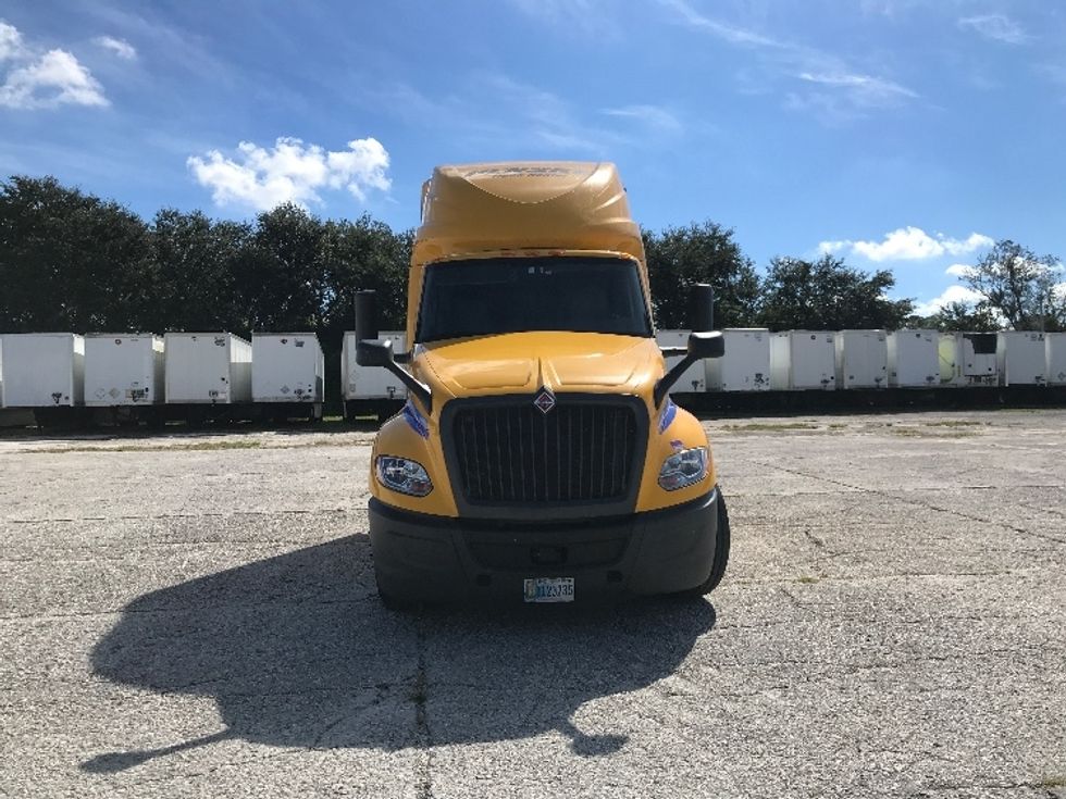 2022 International LT625 LT photo 2