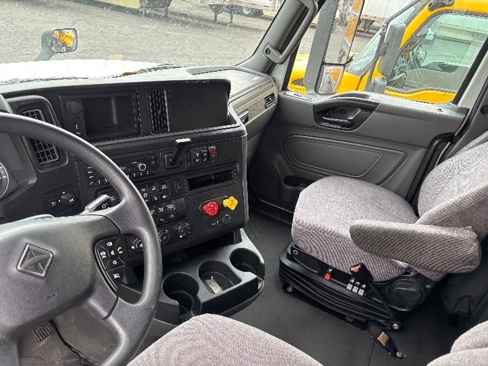 Sleeper Tractor-Heavy Duty Tractors-International-2022-LT625-West Valley City-UT-380,775\n\t\tmiles-$ 74,000 - Image 10
