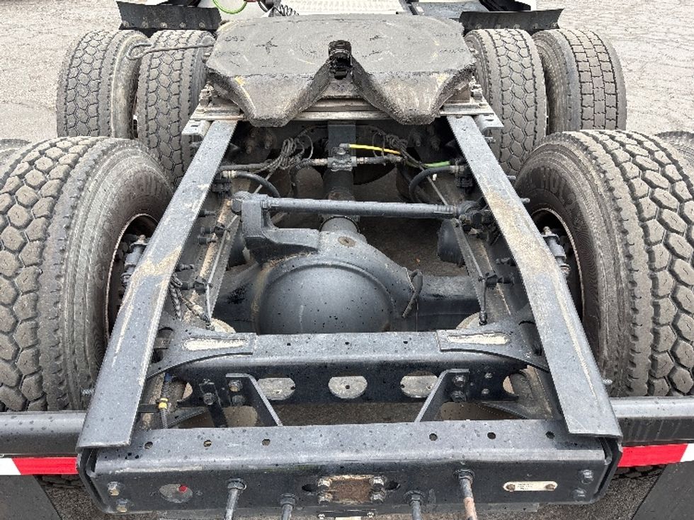 Sleeper Tractor-Heavy Duty Tractors-International-2022-LT625-West Valley City-UT-380,775\n\t\tmiles-$ 74,000 - Image 6