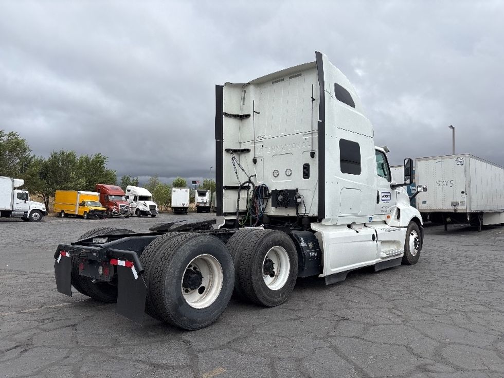 Sleeper Tractor-Heavy Duty Tractors-International-2022-LT625-West Valley City-UT-380,775\n\t\tmiles-$ 74,000 - Image 7