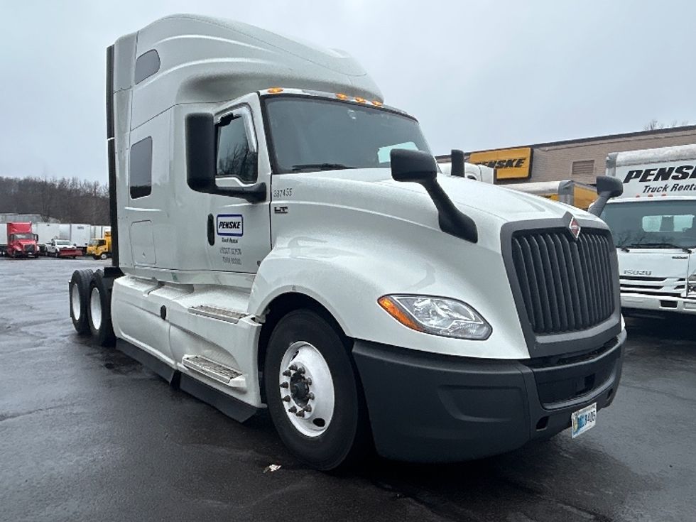 Sleeper Tractor-Heavy Duty Tractors-International-2022-LT625-White Deer-PA-257,682\n\t\tmiles-$ 70,750 - Image 1