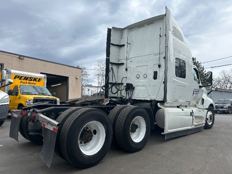 Sleeper Tractor-Heavy Duty Tractors-International-2022-LT625-White Deer-PA-257,682\n\t\tmiles-$ 70,750 - Image 7