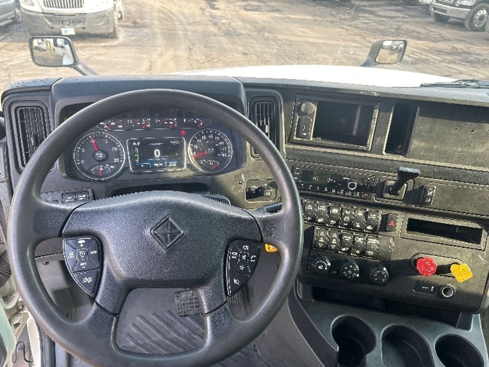 Sleeper Tractor-Heavy Duty Tractors-International-2022-LT625-White Deer-PA-526,431\n\t\tmiles-$ 53,500 - Image 11