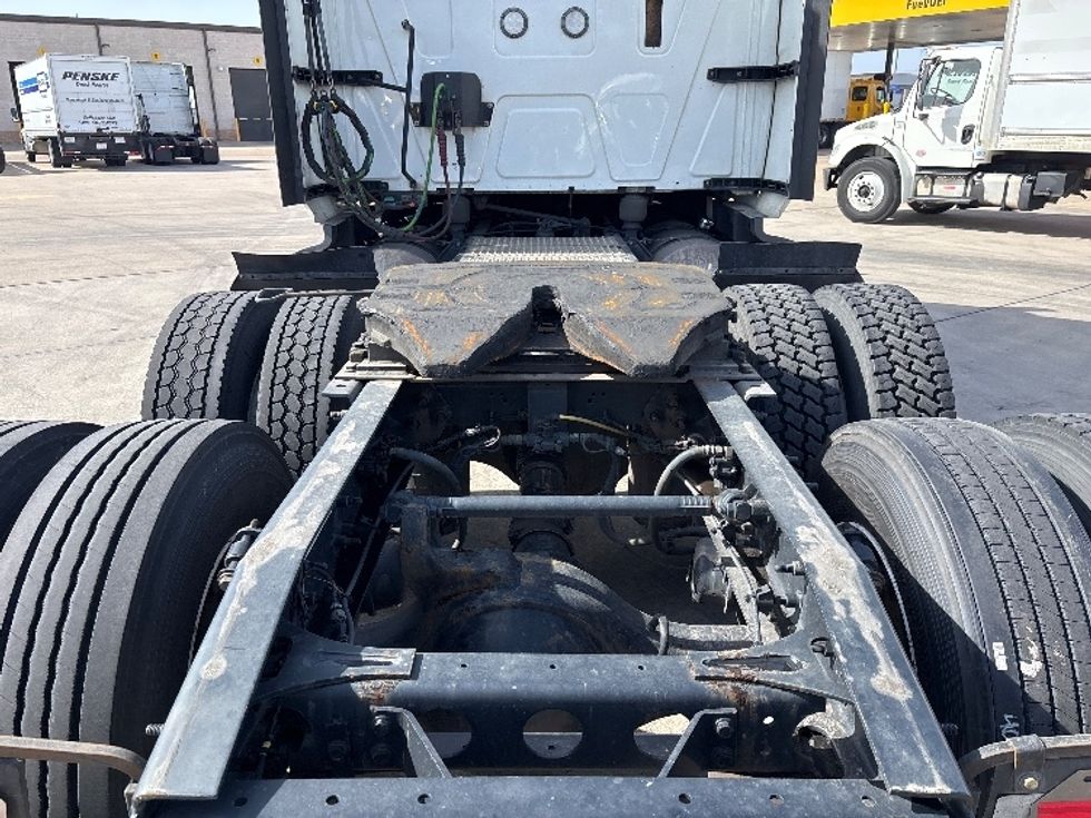 Sleeper Tractor-Heavy Duty Tractors-International-2023-LT625-Arlington-TX-669,493\n\t\tmiles-$ 43,000 - Image 6