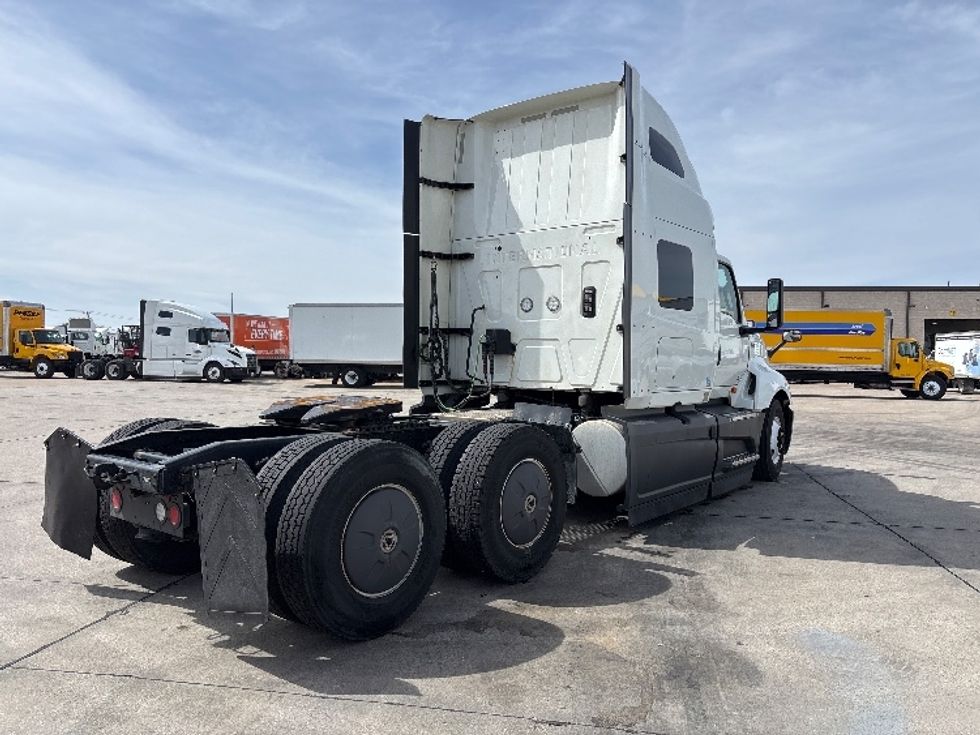 Sleeper Tractor-Heavy Duty Tractors-International-2023-LT625-Arlington-TX-671,593\n\t\tmiles-$ 42,750 - Image 7
