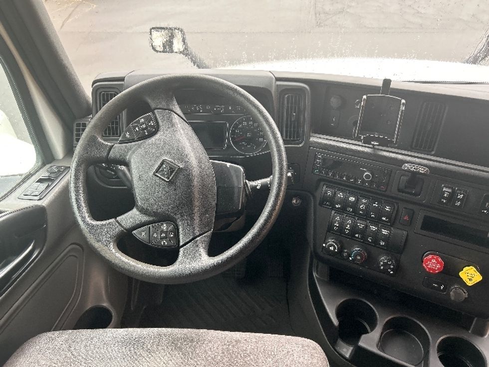 Sleeper Tractor-Heavy Duty Tractors-International-2023-LT625-Asheville-NC-502,986\n\t\tmiles-$ 56,500 - Image 11
