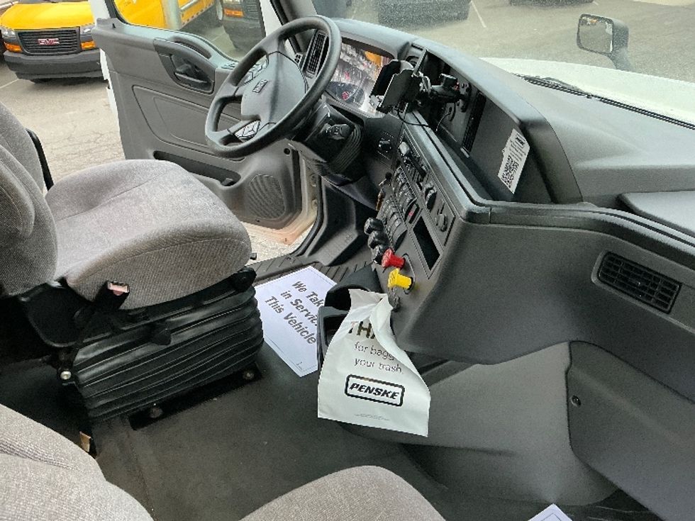 Sleeper Tractor-Heavy Duty Tractors-International-2023-LT625-Asheville-NC-502,986\n\t\tmiles-$ 56,500 - Image 15