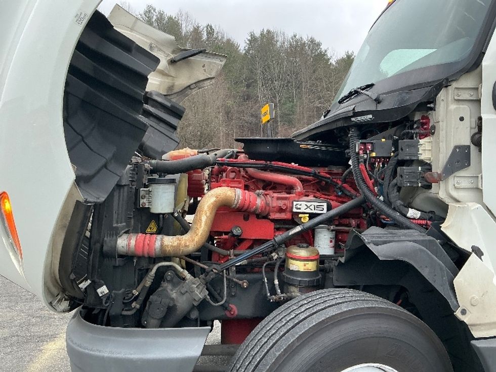 Sleeper Tractor-Heavy Duty Tractors-International-2023-LT625-Asheville-NC-502,986\n\t\tmiles-$ 56,500 - Image 21