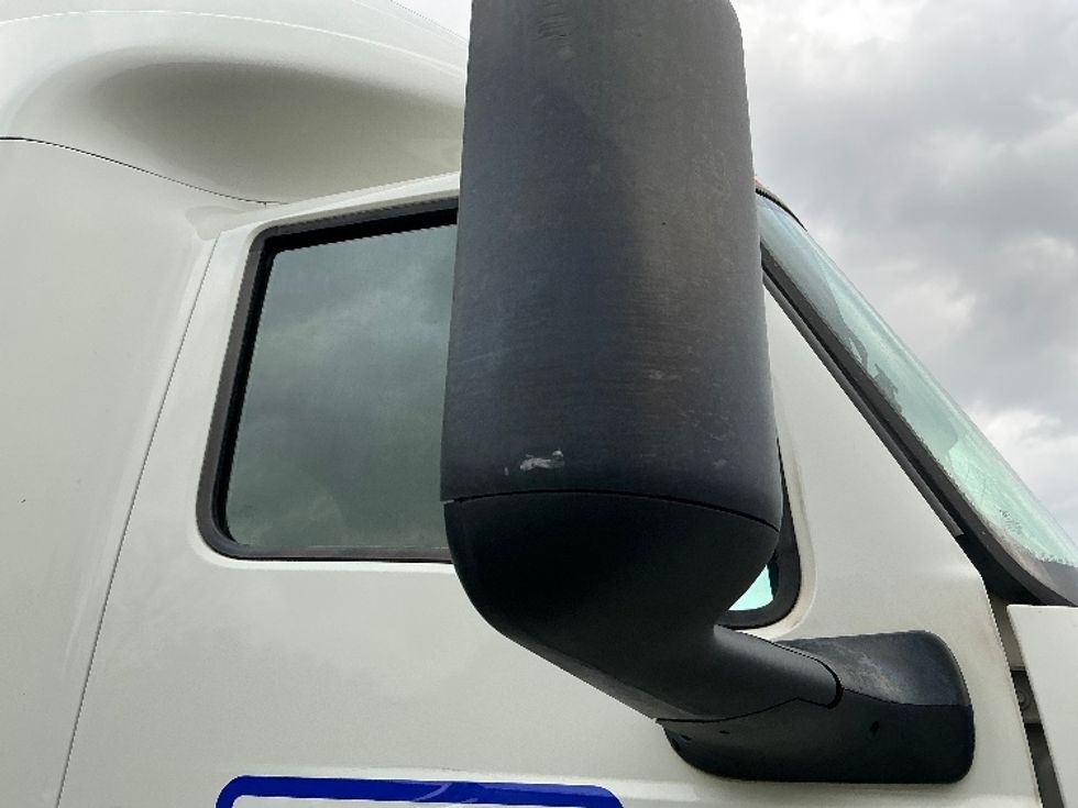 Sleeper Tractor-Heavy Duty Tractors-International-2023-LT625-Asheville-NC-502,986\n\t\tmiles-$ 56,500 - Image 23