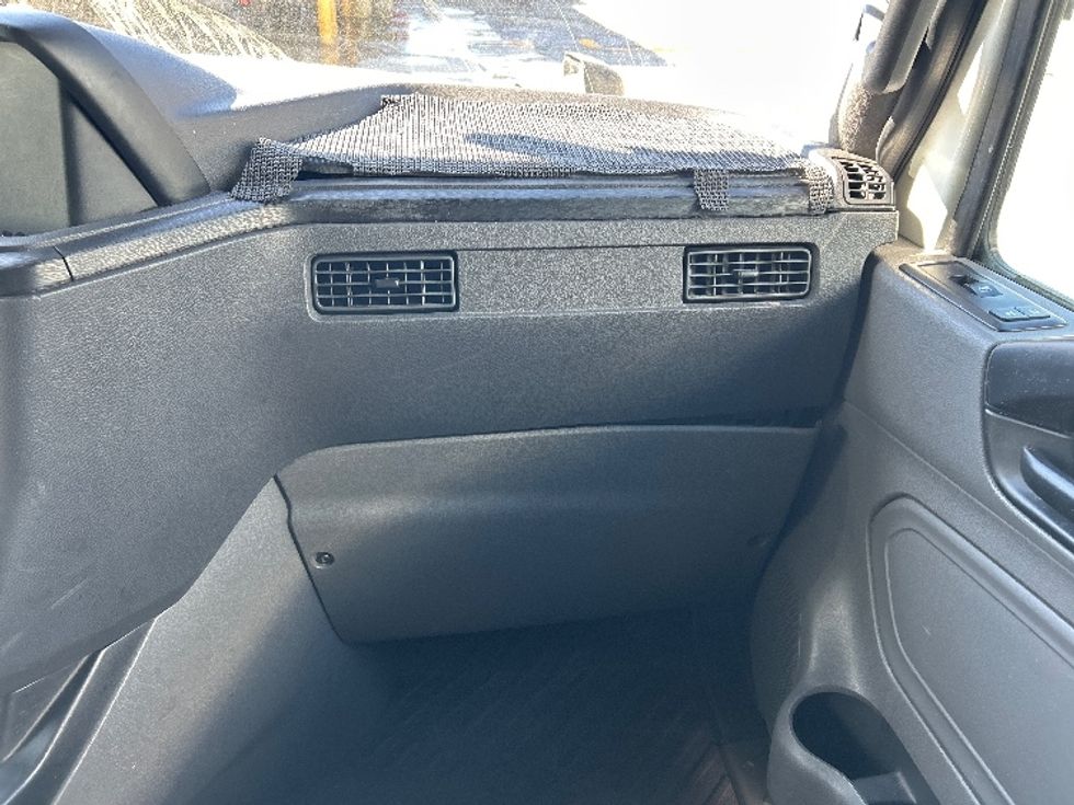 Sleeper Tractor-Heavy Duty Tractors-International-2023-LT625-Atlanta-GA-543,301\n\t\tmiles-$ 51,250 - Image 13