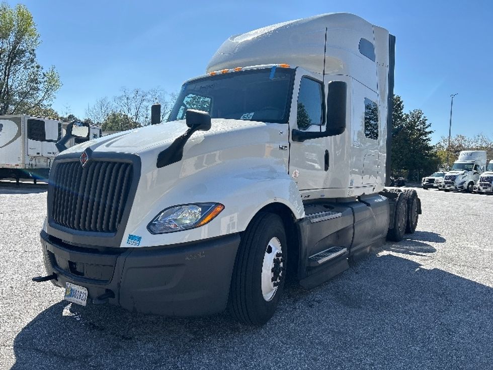 Sleeper Tractor-Heavy Duty Tractors-International-2023-LT625-Atlanta-GA-543,301\n\t\tmiles-$ 51,250 - Image 3