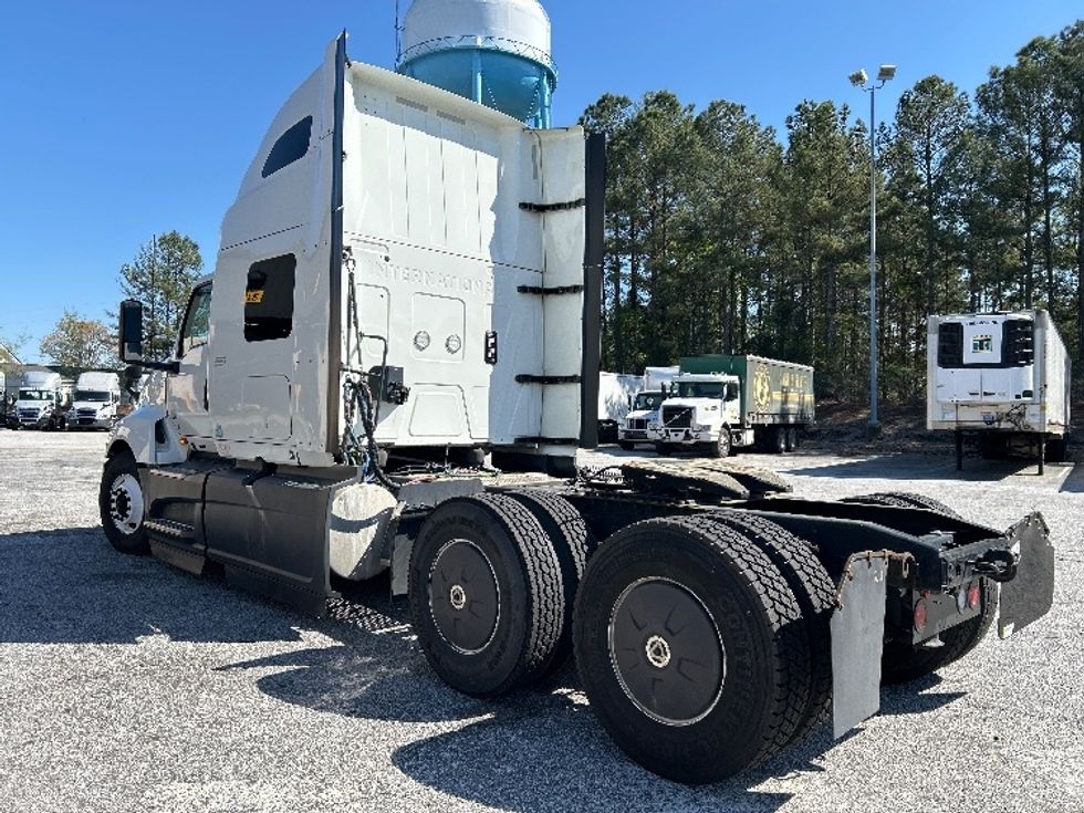 Sleeper Tractor-Heavy Duty Tractors-International-2023-LT625-Atlanta-GA-543,301\n\t\tmiles-$ 51,250 - Image 5