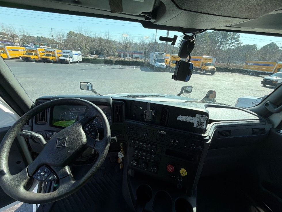 Sleeper Tractor-Heavy Duty Tractors-International-2023-LT625-Atlanta-GA-559,712\n\t\tmiles-$ 52,000 - Image 11