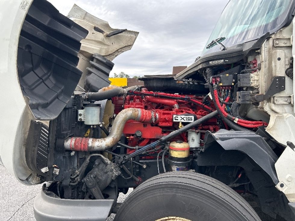 Sleeper Tractor-Heavy Duty Tractors-International-2023-LT625-Atlanta-GA-559,712\n\t\tmiles-$ 52,000 - Image 21