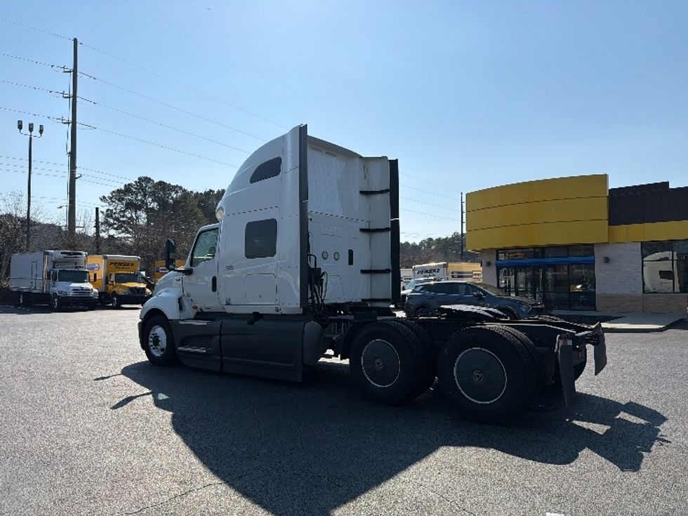 Sleeper Tractor-Heavy Duty Tractors-International-2023-LT625-Atlanta-GA-559,712\n\t\tmiles-$ 52,000 - Image 5