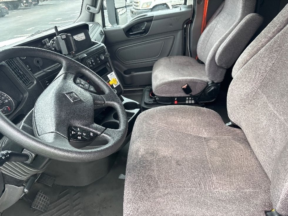 Sleeper Tractor-Heavy Duty Tractors-International-2023-LT625-Atlanta-GA-599,865\n\t\tmiles-$ 48,000 - Image 10