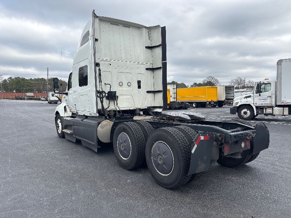 Sleeper Tractor-Heavy Duty Tractors-International-2023-LT625-Atlanta-GA-599,865\n\t\tmiles-$ 48,000 - Image 5