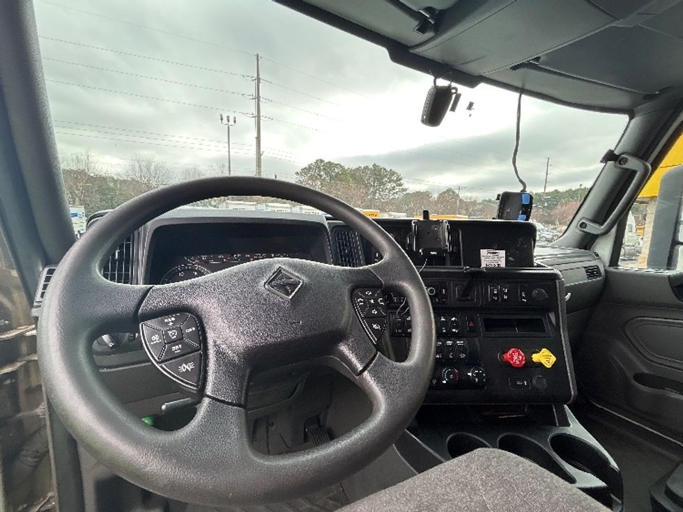 Sleeper Tractor-Heavy Duty Tractors-International-2023-LT625-Atlanta-GA-602,273\n\t\tmiles-$ 47,750 - Image 10