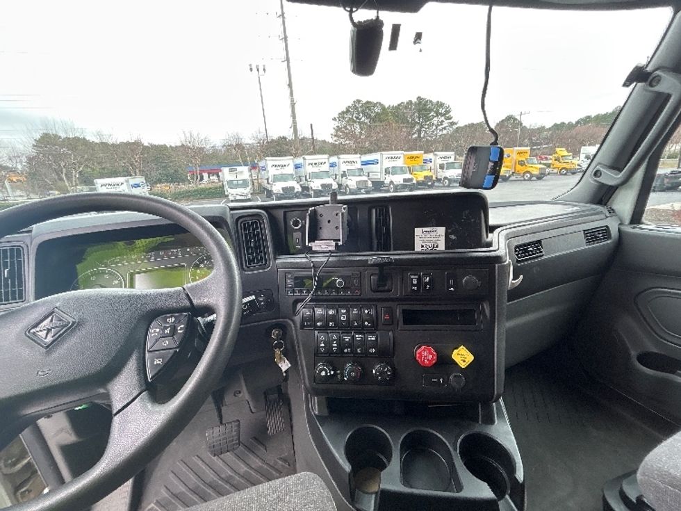 Sleeper Tractor-Heavy Duty Tractors-International-2023-LT625-Atlanta-GA-602,273\n\t\tmiles-$ 47,750 - Image 12