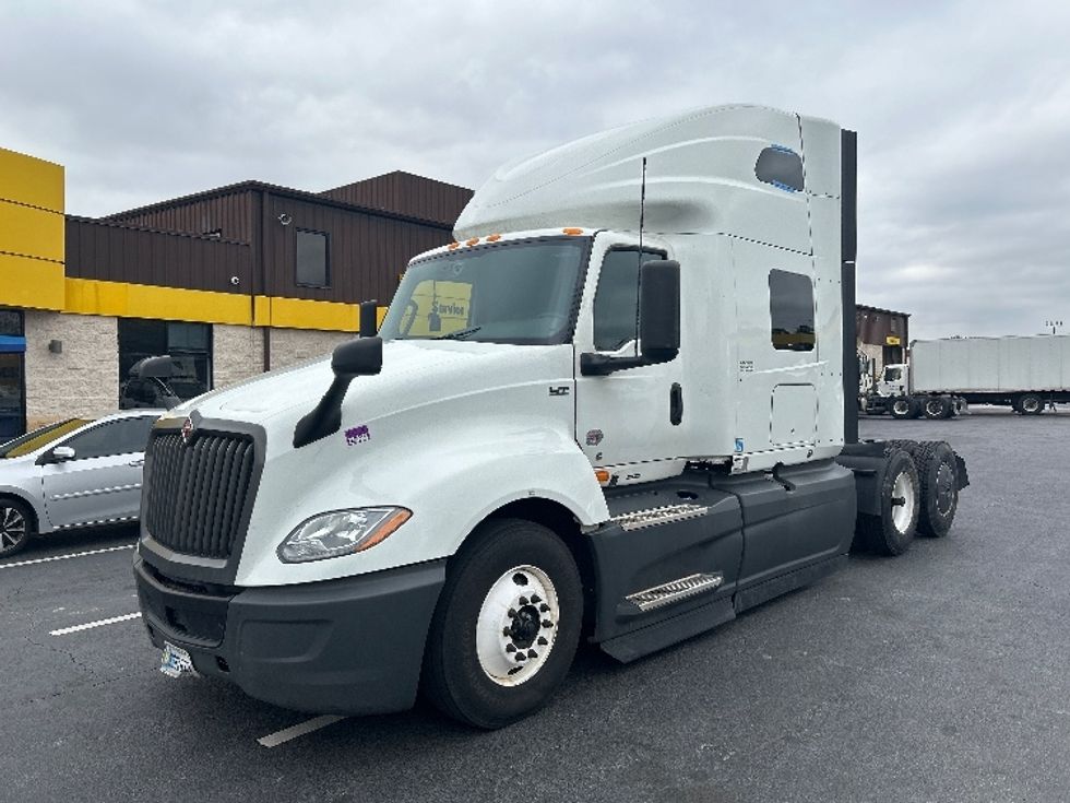 Sleeper Tractor-Heavy Duty Tractors-International-2023-LT625-Atlanta-GA-602,273\n\t\tmiles-$ 47,750 - Image 3