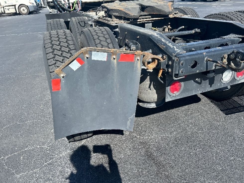 Sleeper Tractor-Heavy Duty Tractors-International-2023-LT625-Atlanta-GA-617,752\n\t\tmiles-$ 44,250 - Image 22