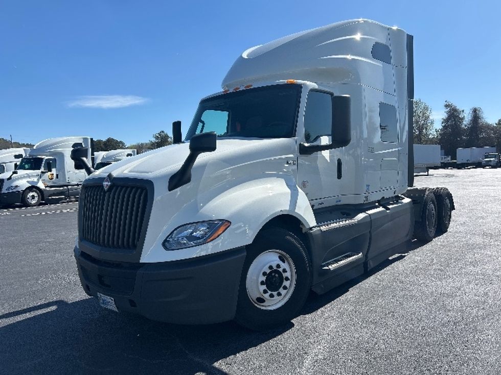 Sleeper Tractor-Heavy Duty Tractors-International-2023-LT625-Atlanta-GA-617,752\n\t\tmiles-$ 44,250 - Image 3
