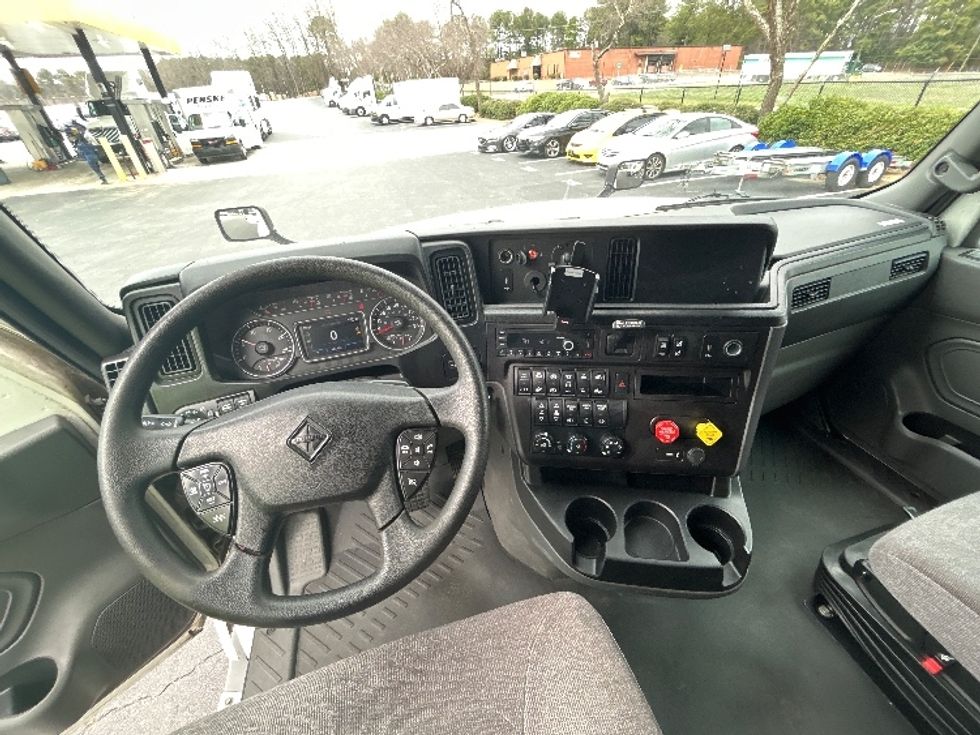 Sleeper Tractor-Heavy Duty Tractors-International-2023-LT625-Atlanta-GA-694,451\n\t\tmiles-$ 38,500 - Image 11