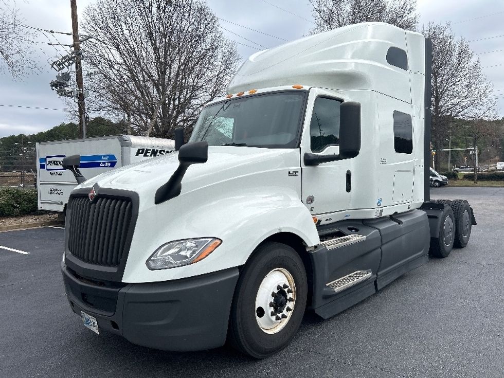 Sleeper Tractor-Heavy Duty Tractors-International-2023-LT625-Atlanta-GA-694,451\n\t\tmiles-$ 38,500 - Image 3