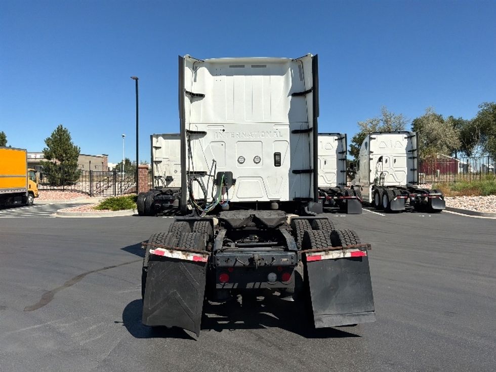 Sleeper Tractor-Heavy Duty Tractors-International-2023-LT625-Aurora-CO-749,987\n\t\tmiles-$ 42,000 - Image 6