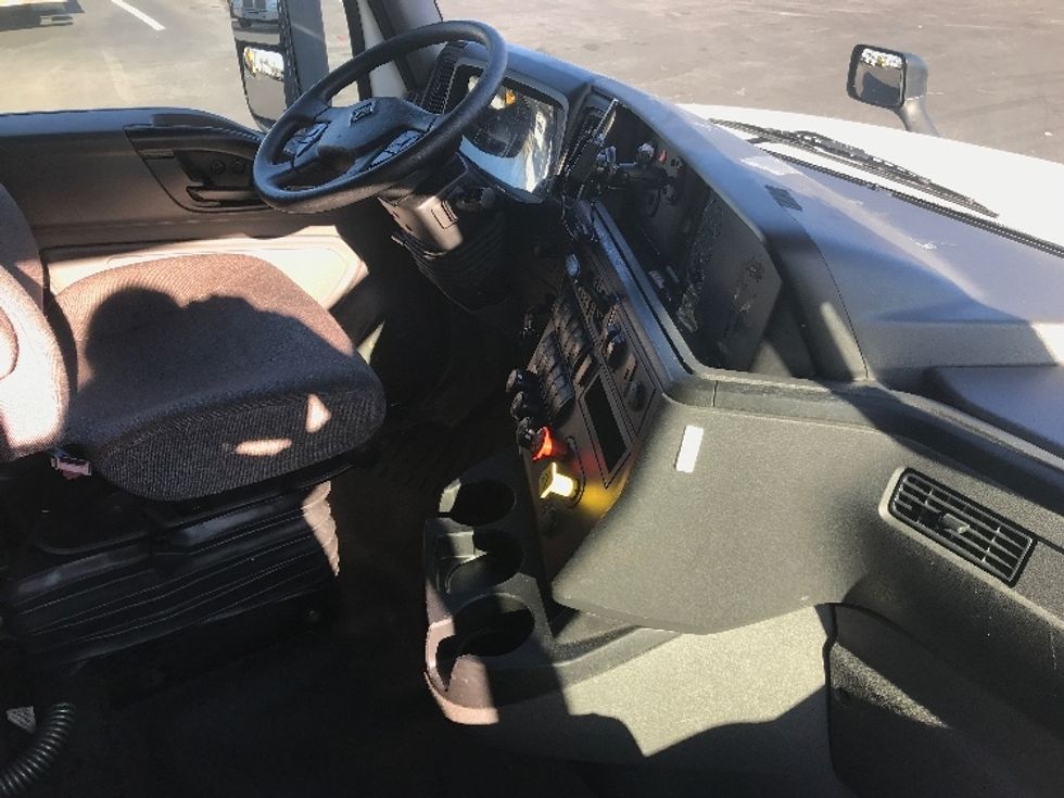 Sleeper Tractor-Heavy Duty Tractors-International-2023-LT625-Bensalem-PA-519,590\n\t\tmiles-$ 55,250 - Image 15