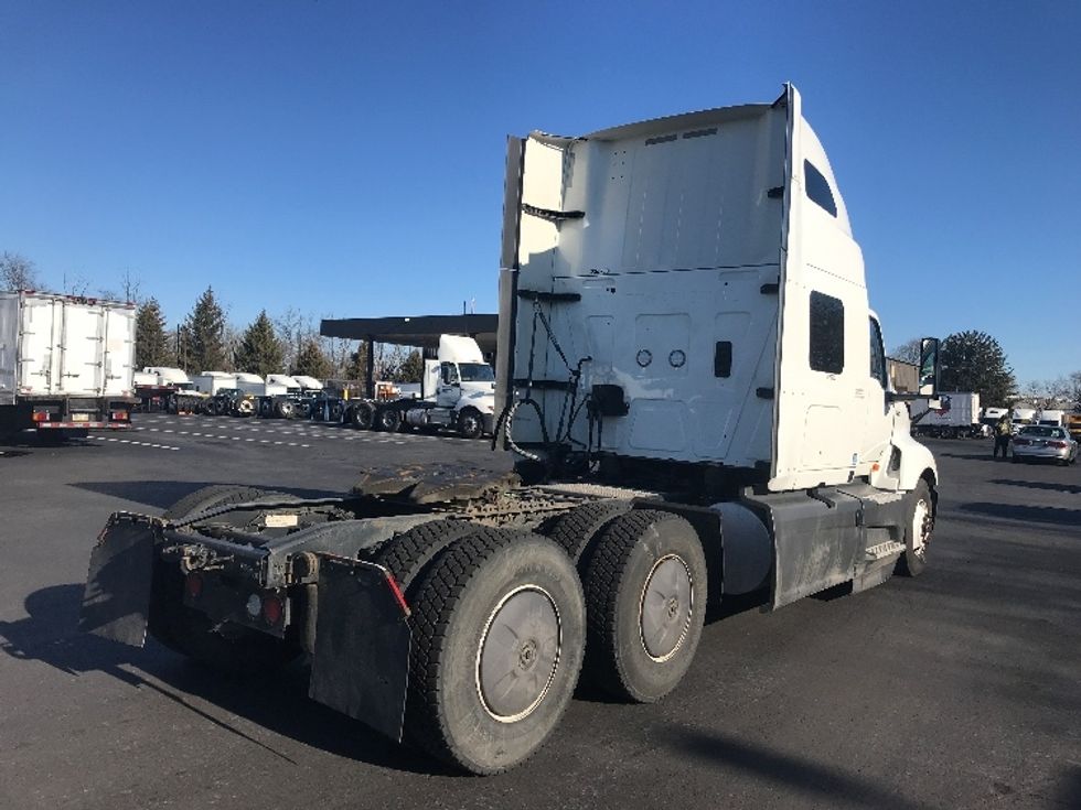 Sleeper Tractor-Heavy Duty Tractors-International-2023-LT625-Bensalem-PA-519,590\n\t\tmiles-$ 55,250 - Image 7