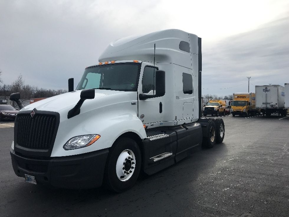 Sleeper Tractor-Heavy Duty Tractors-International-2023-LT625-Bensalem-PA-551,764\n\t\tmiles-$ 50,250 - Image 3