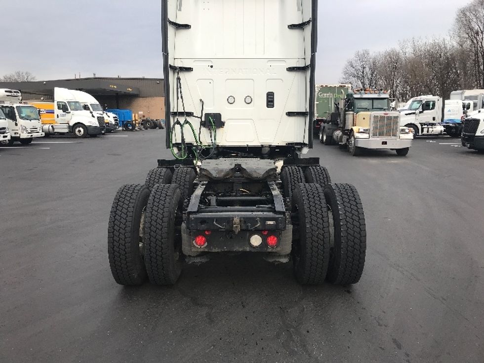 Sleeper Tractor-Heavy Duty Tractors-International-2023-LT625-Bensalem-PA-551,764\n\t\tmiles-$ 50,250 - Image 6