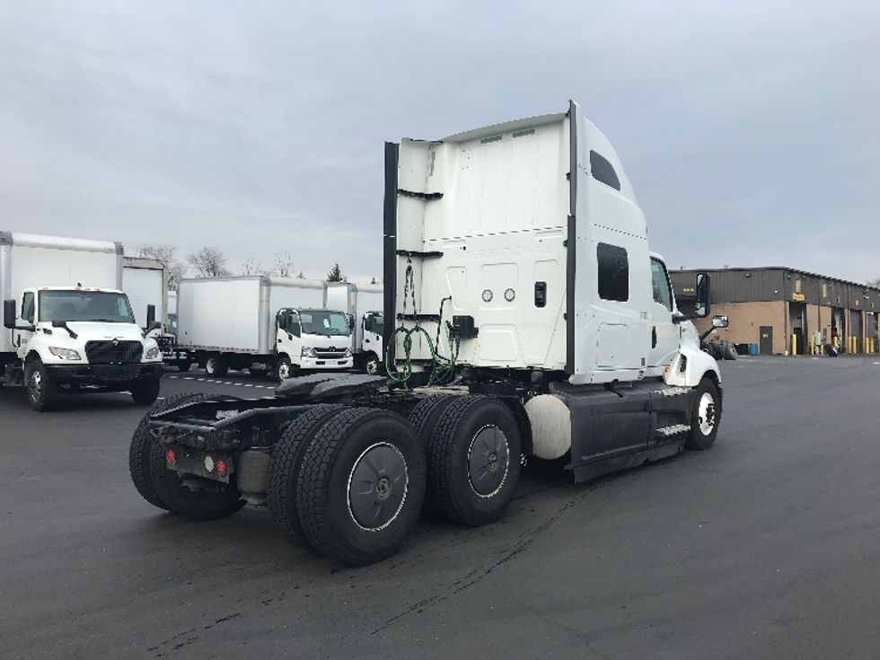 Sleeper Tractor-Heavy Duty Tractors-International-2023-LT625-Bensalem-PA-551,764\n\t\tmiles-$ 50,250 - Image 7