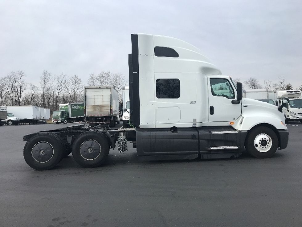 Sleeper Tractor-Heavy Duty Tractors-International-2023-LT625-Bensalem-PA-551,764\n\t\tmiles-$ 50,250 - Image 8
