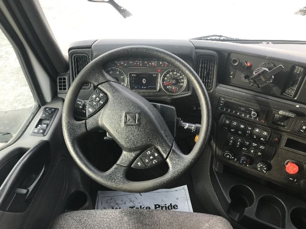 Sleeper Tractor-Heavy Duty Tractors-International-2023-LT625-Bensalem-PA-601,660\n\t\tmiles-$ 45,500 - Image 11