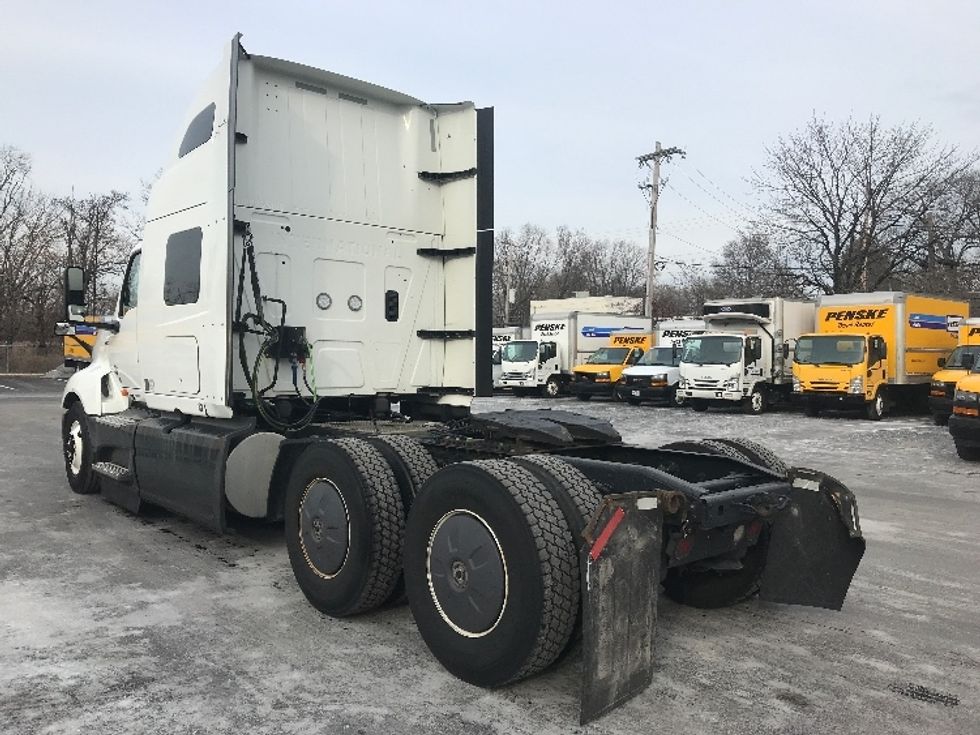 Sleeper Tractor-Heavy Duty Tractors-International-2023-LT625-Bensalem-PA-601,660\n\t\tmiles-$ 45,500 - Image 5